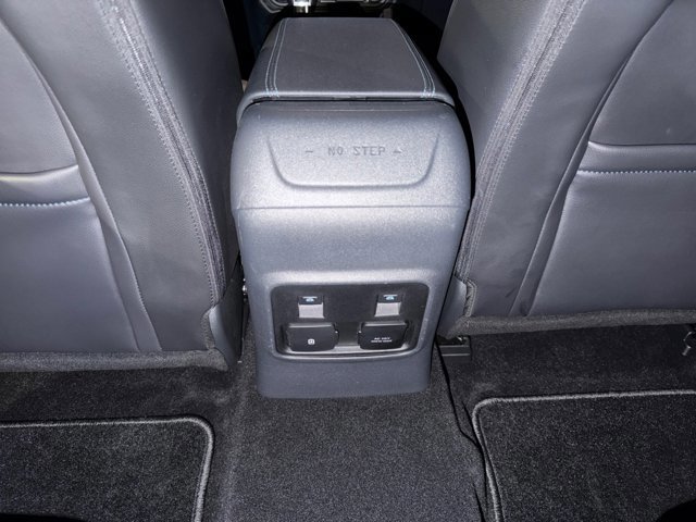 Certified 2024 Ford Bronco Wildtrak AWD/4WD image 32
