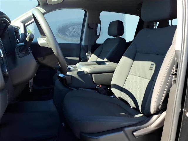 Used 2020 Chevrolet Silverado 1500 Custom w/ Custom Value Package image 17