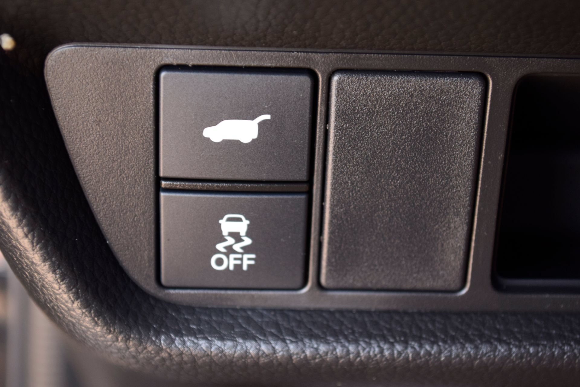 Used 2025 Acura ADX AWD image 12