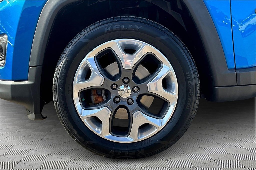 Used 2019 Jeep Compass Limited image 11