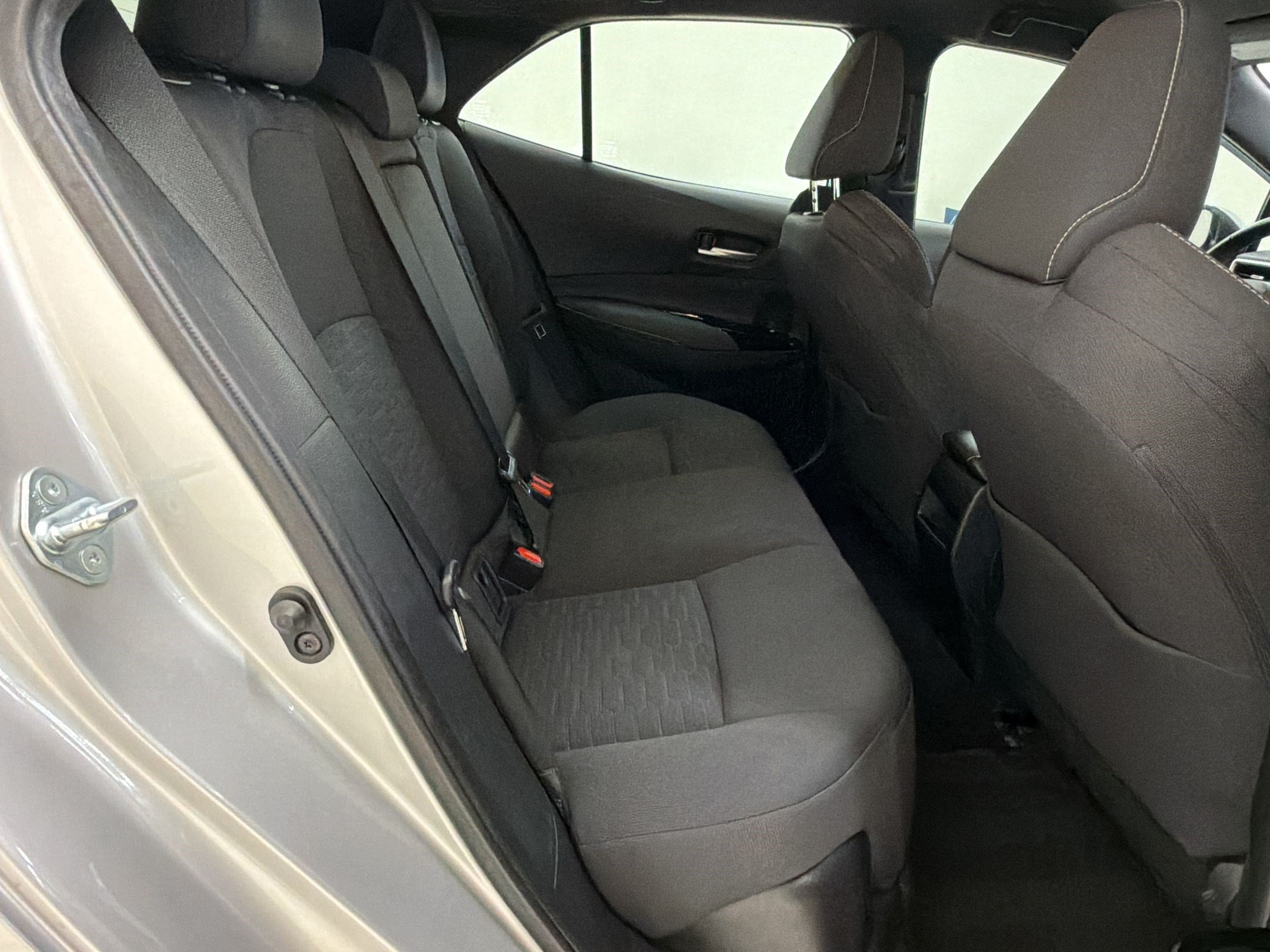 Used 2022 Toyota Corolla SE FWD image 29