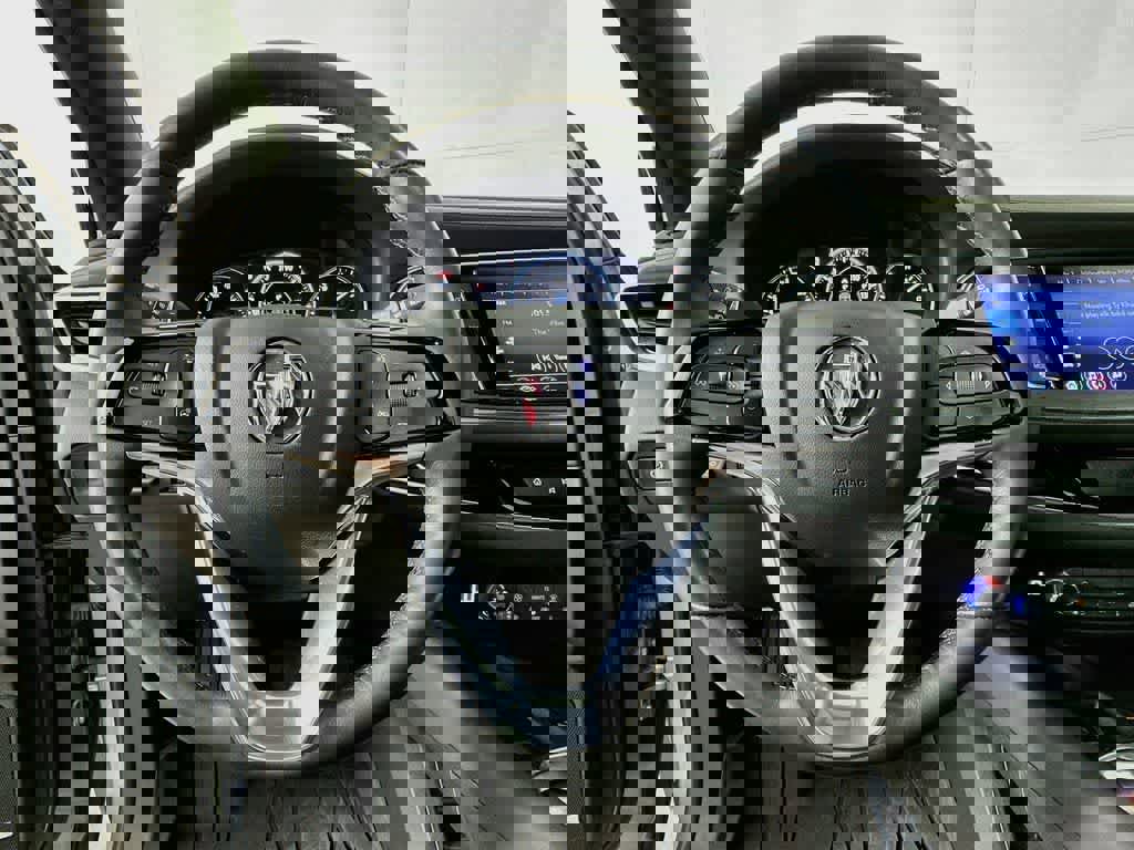 Used 2023 Buick Enclave Avenir w/ Avenir Technology Package AWD/4WD image 19