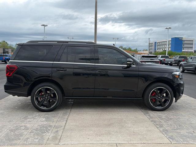 Certified 2022 Ford Expedition Limited image 39