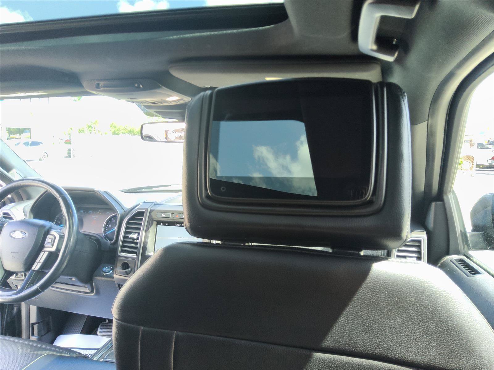 Certified 2018 Ford Expedition Limited w/ Equipment Group 302A RWD image 24