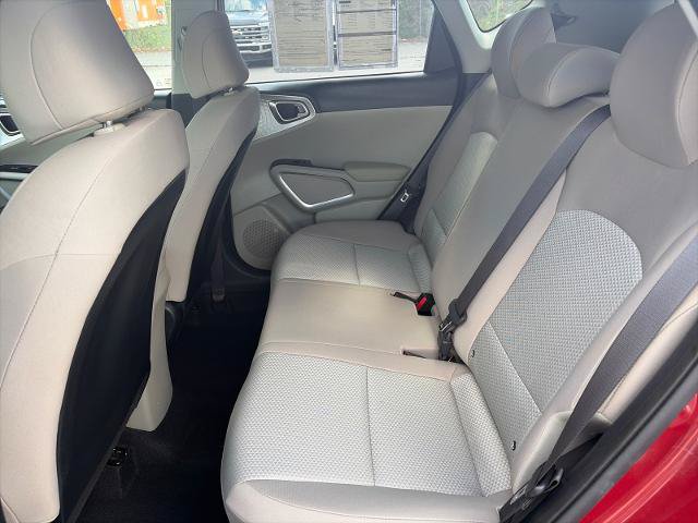 Used 2022 Kia Soul LX FWD image 19