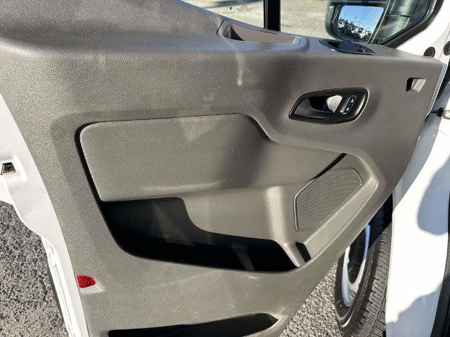 Certified 2025 Ford Transit 250 148 High Roof Extended RWD image 23
