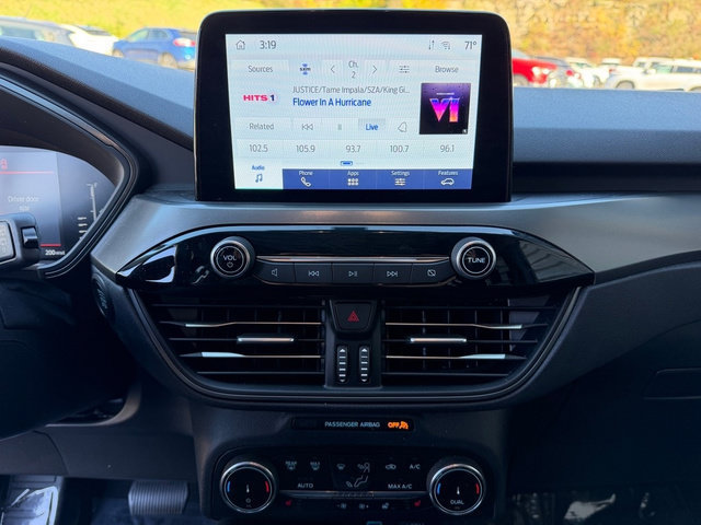 Certified 2023 Ford Escape Active AWD/4WD image 29