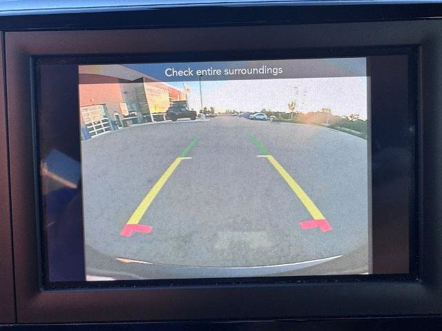 Used 2020 Chrysler Pacifica Touring w/ S Appearance Package FWD image 11