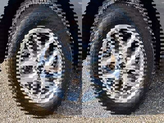 Certified 2024 Ford Edge SEL w/ Convenience Package image 28