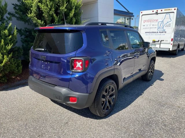 Used 2018 Jeep Renegade Altitude AWD/4WD image 5