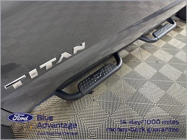 Used 2021 Nissan Titan SV w/ SV Convenience Package image 14