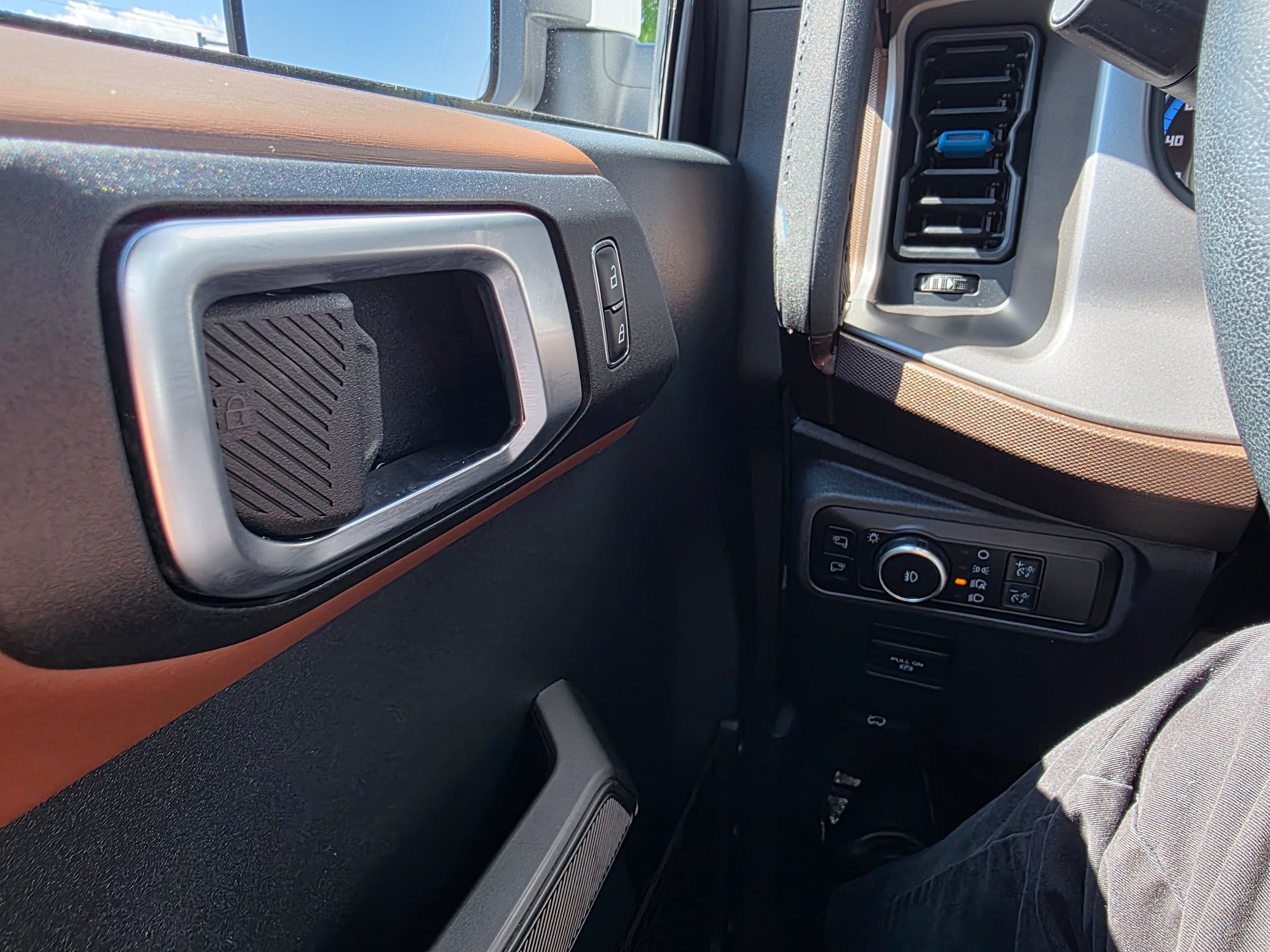 Certified 2023 Ford Bronco Outer Banks AWD/4WD image 19