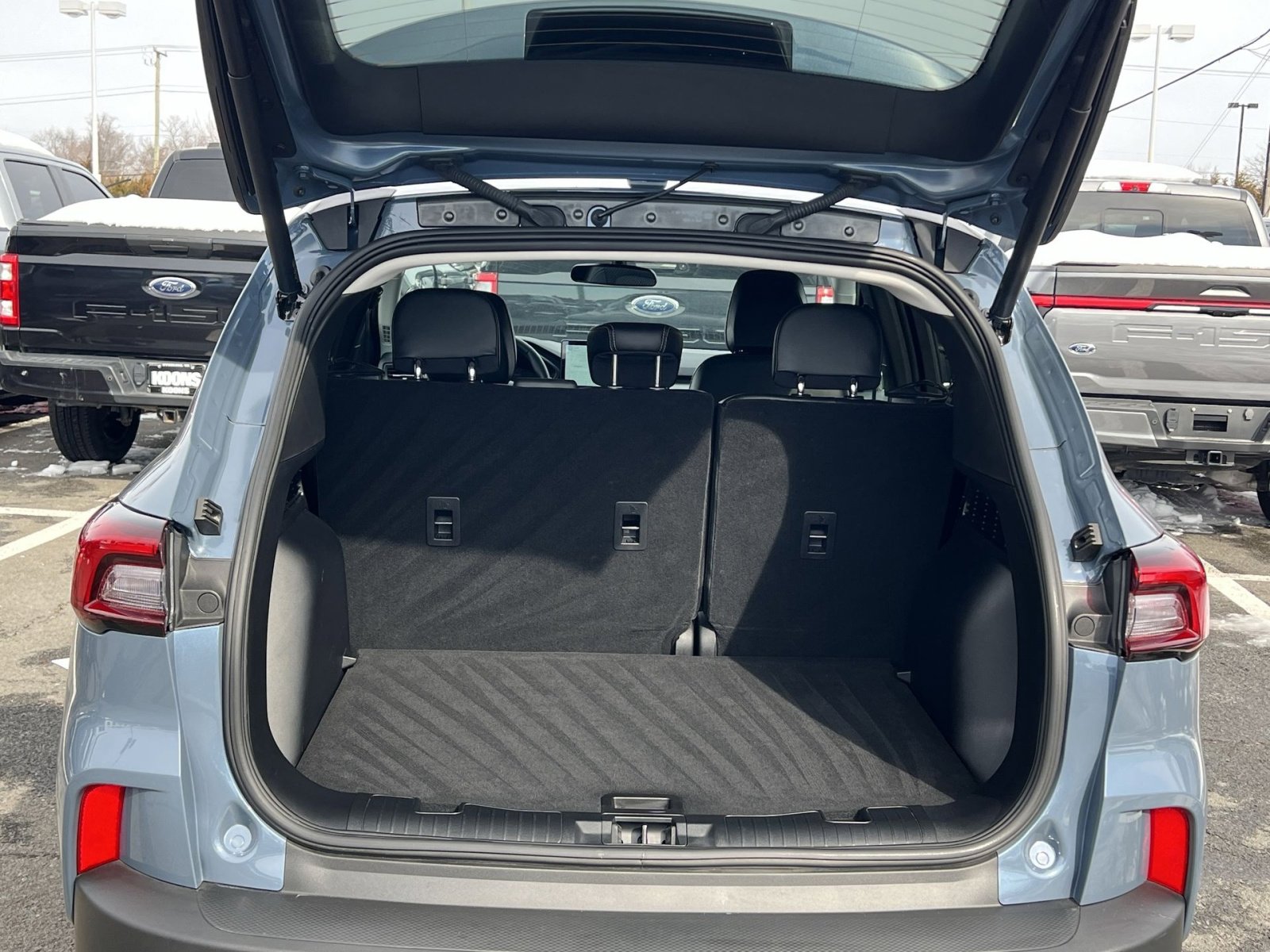 Certified 2025 Ford Escape SE image 25