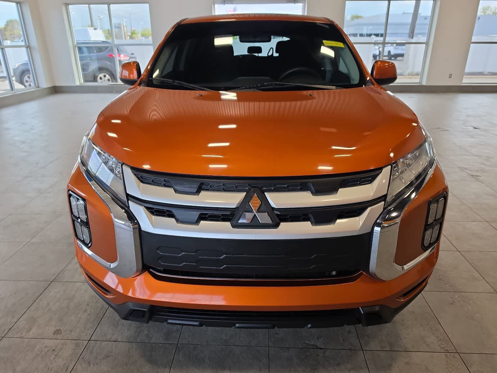 Used 2020 Mitsubishi Outlander Sport ES FWD image 3