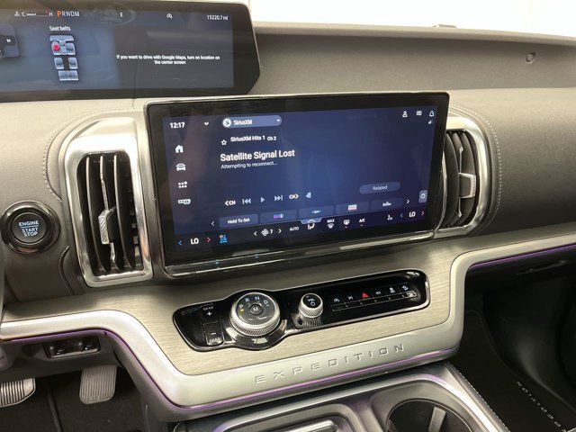 Certified 2025 Ford Expedition Platinum w/ Driver's Package AWD/4WD image 21