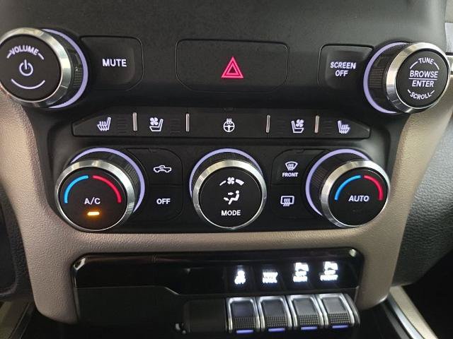 Used 2020 RAM 1500 Laramie AWD/4WD image 19