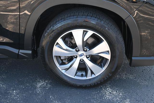 Used 2023 Subaru Ascent Premium AWD/4WD image 16