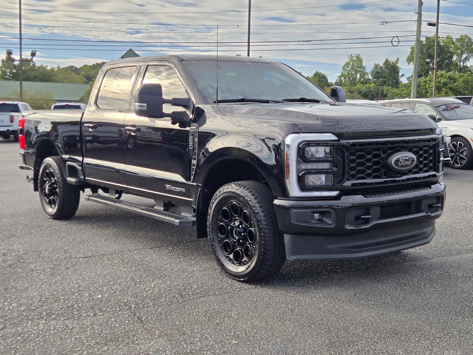 Certified 2025 Ford F250 Lariat w/ Black Appearance Package AWD/4WD image 6