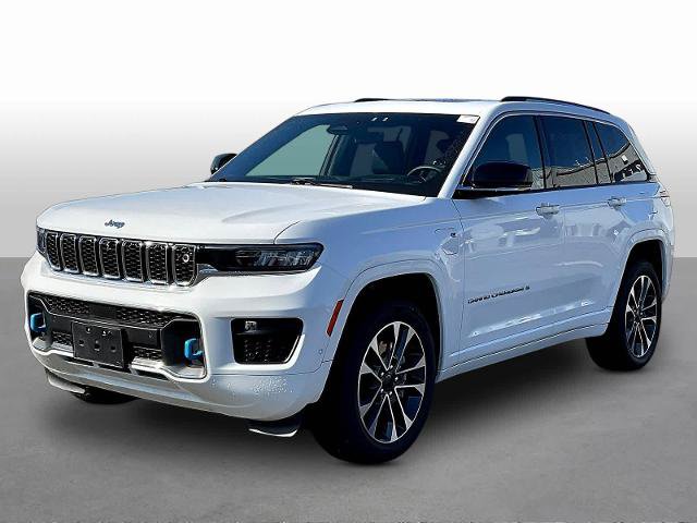 Used 2023 Jeep Grand Cherokee Overland w/ Advanced Protech Group III AWD/4WD image 3
