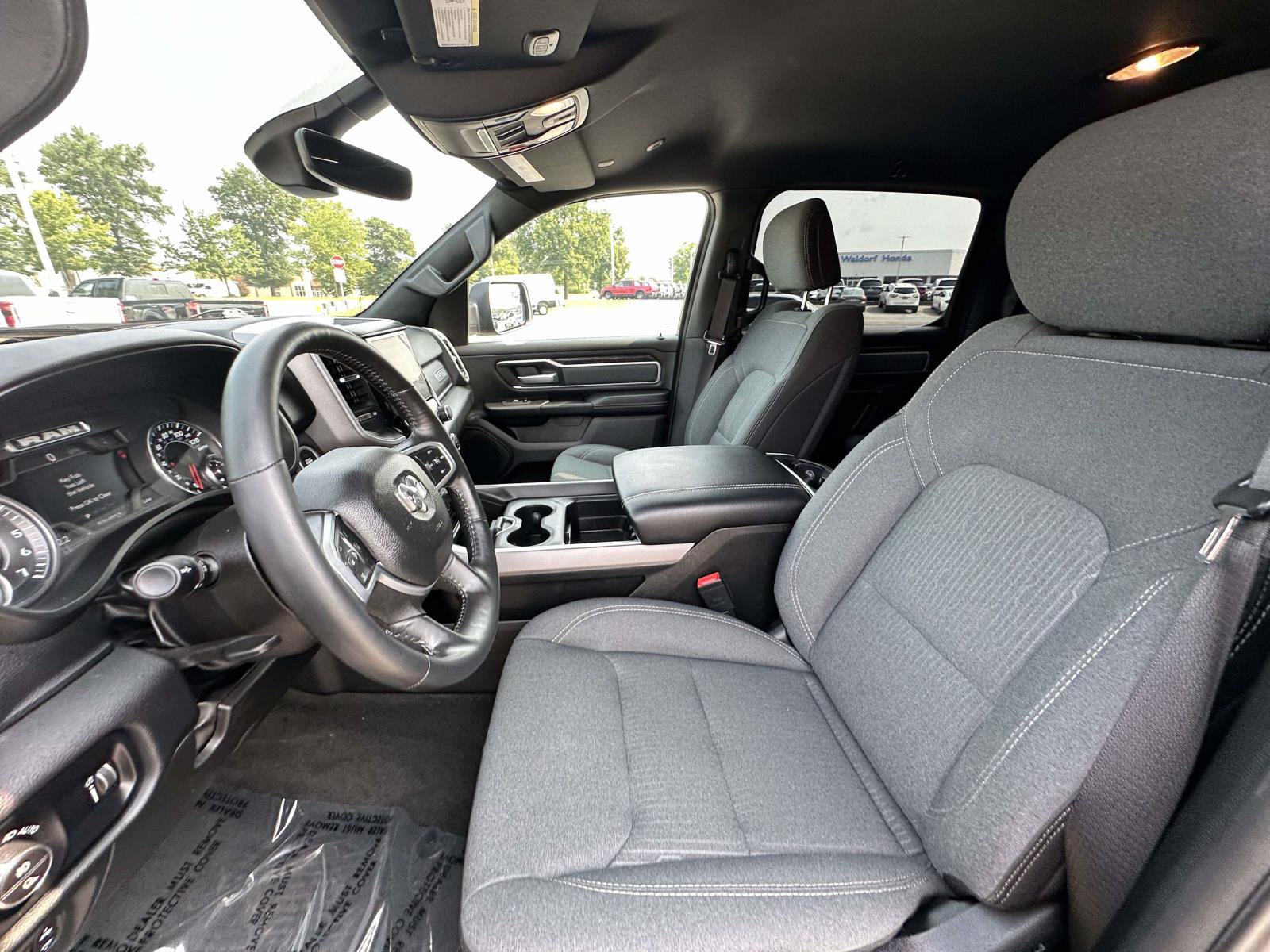 Used 2022 RAM 1500 Big Horn AWD/4WD image 22