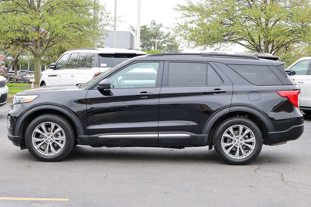 Certified 2023 Ford Explorer XLT w/ Equipment Group 202A AWD/4WD image 6