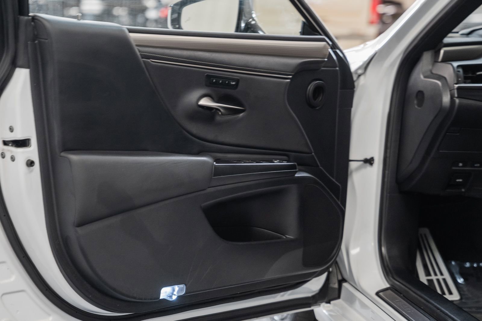 Used 2021 Lexus ES 350 F Sport w/ Accessory Package image 45