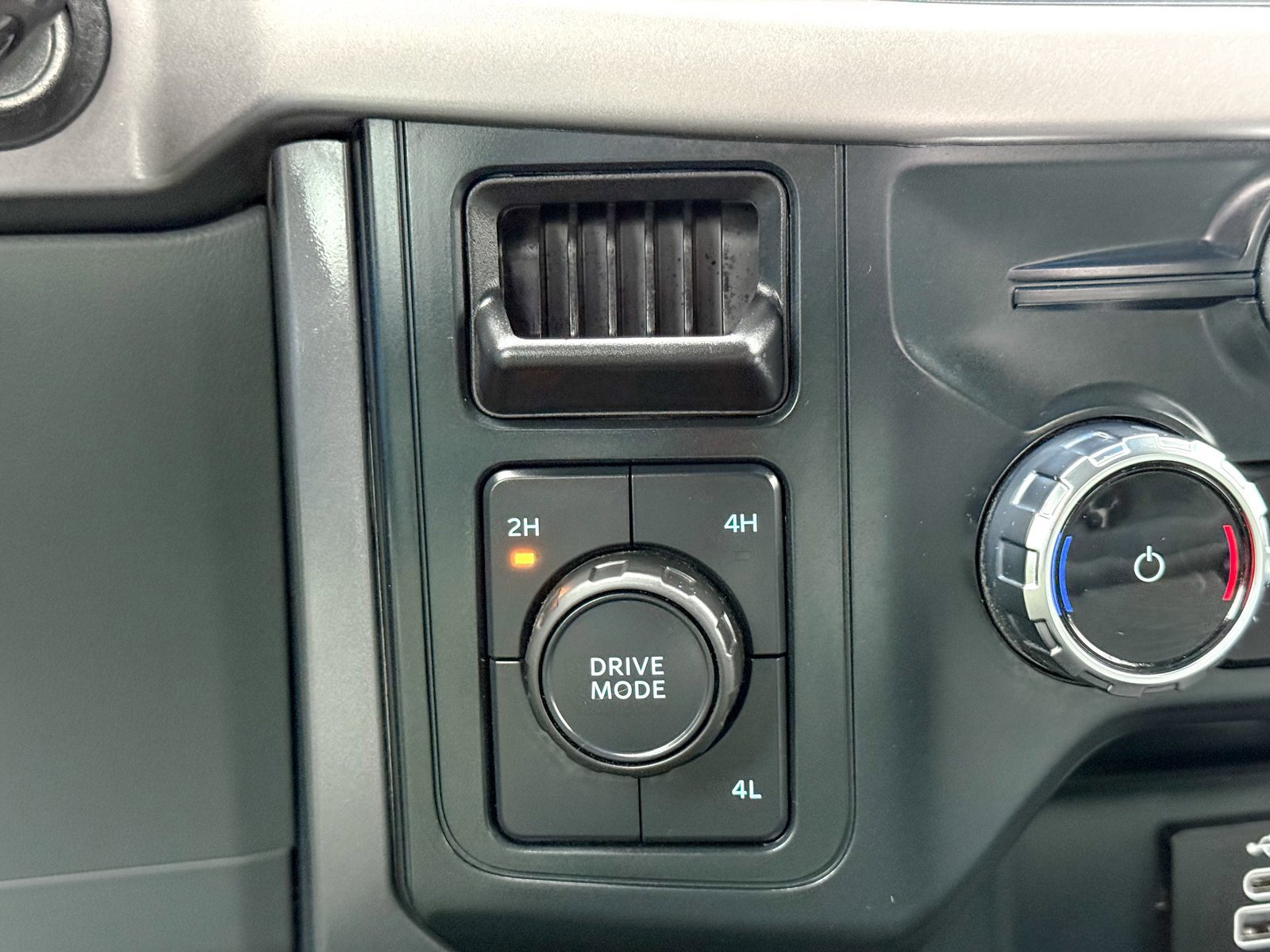 Certified 2025 Ford F150 XLT w/ Equipment Group 301A Standard image 26