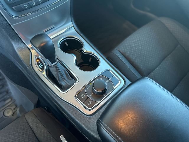 Used 2020 Jeep Grand Cherokee Laredo image 21