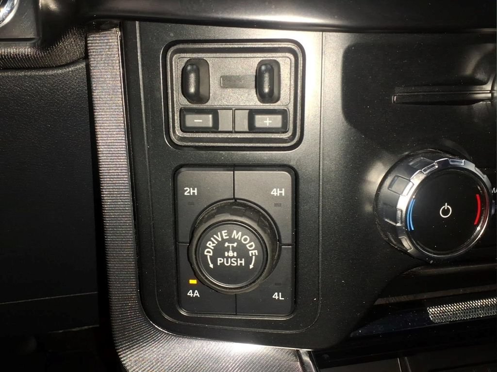 Certified 2023 Ford F150 Platinum w/ Equipment Group 701A High AWD/4WD image 11