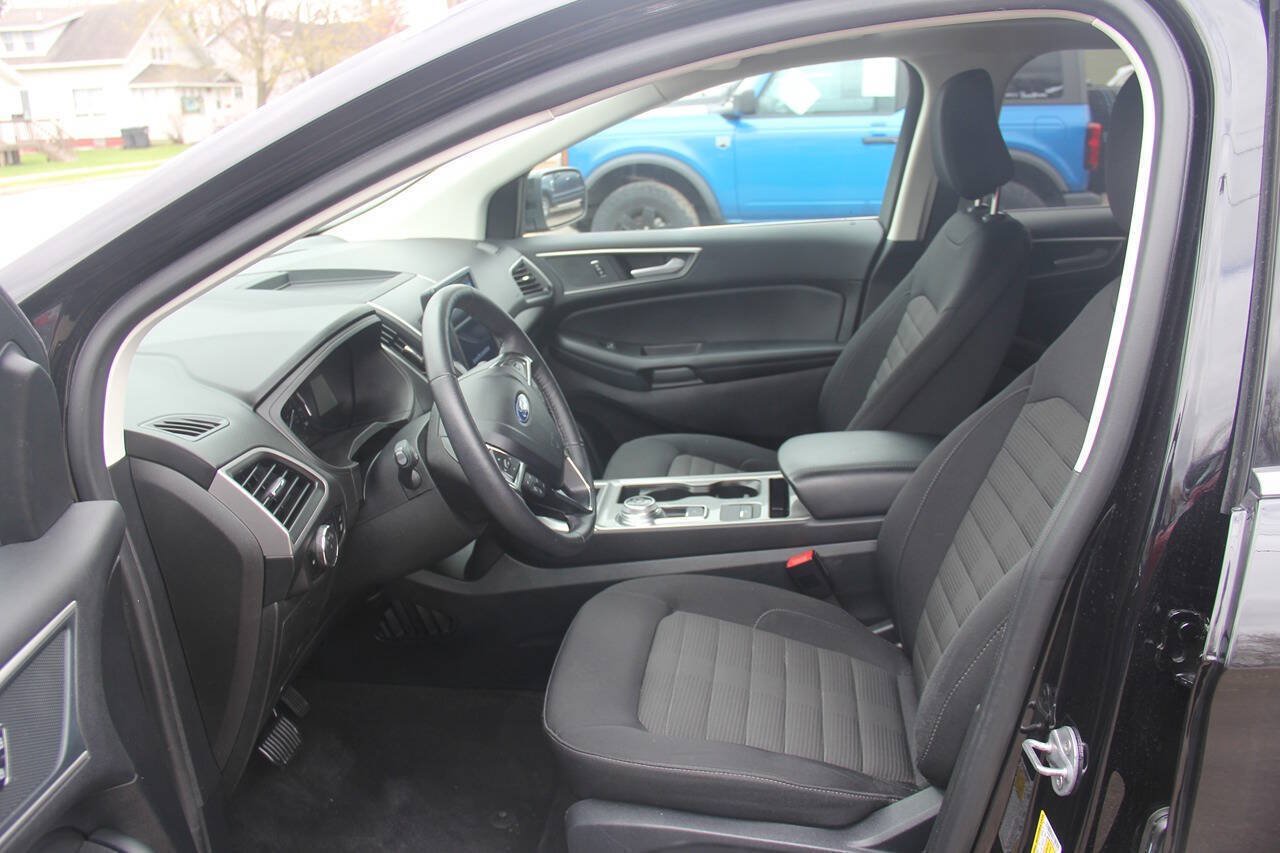 Certified 2024 Ford Edge SEL w/ Convenience Package AWD/4WD image 25