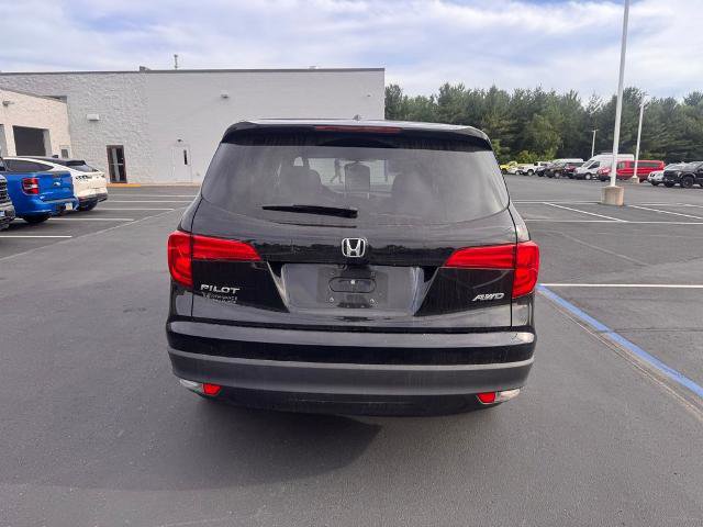 Used 2017 Honda Pilot EX image 6