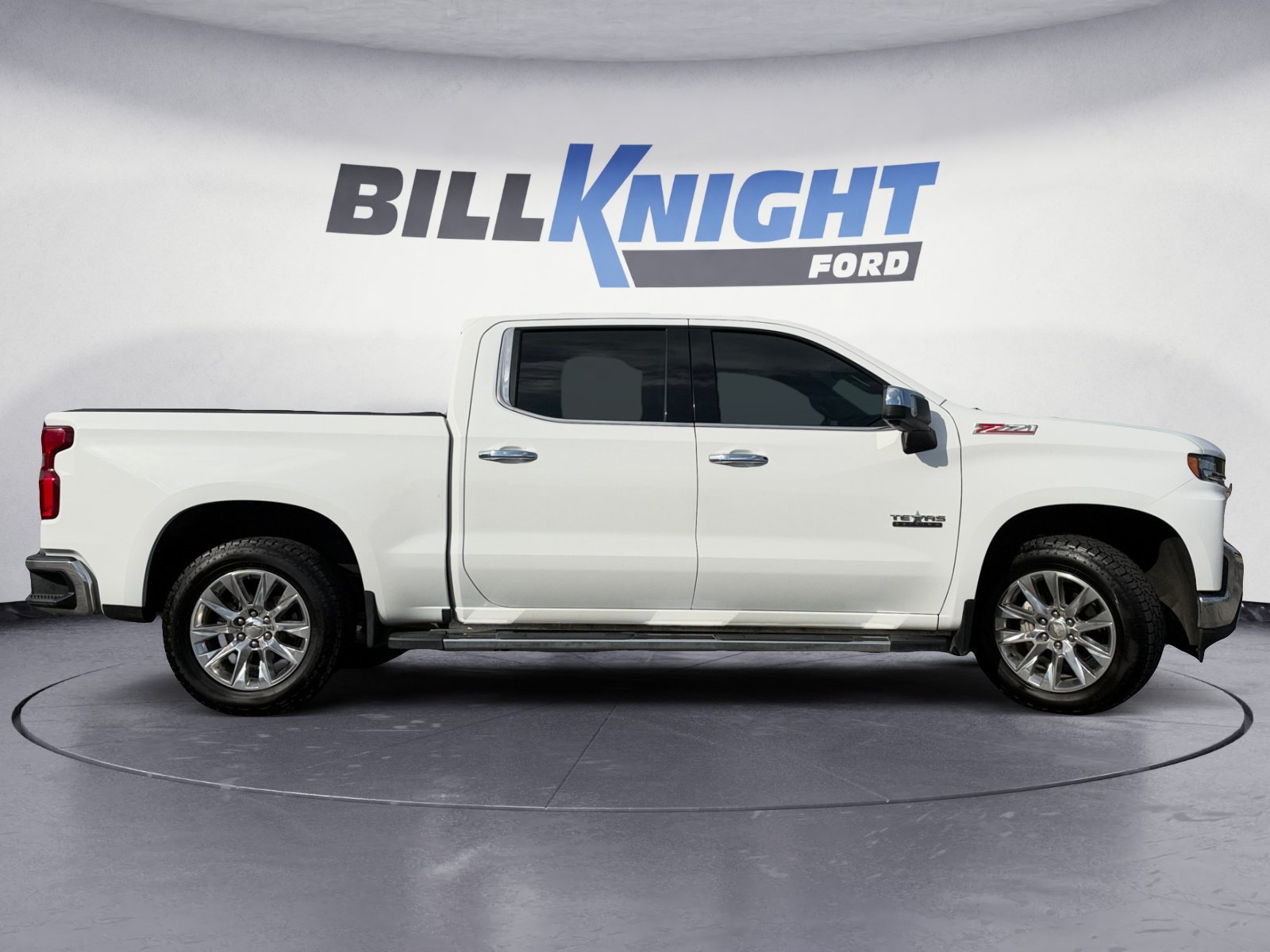 Used 2022 Chevrolet Silverado 1500 LTZ AWD/4WD image 6