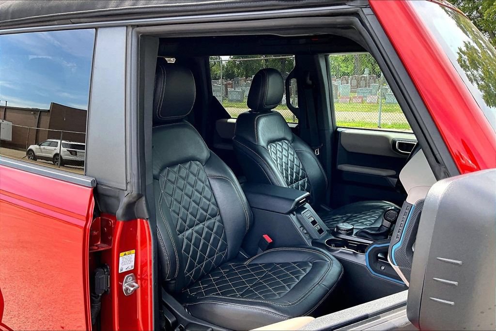 Certified 2023 Ford Bronco Wildtrak AWD/4WD image 7