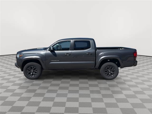 Used 2023 Toyota Tacoma SR5 w/ Technology Package AWD/4WD image 4
