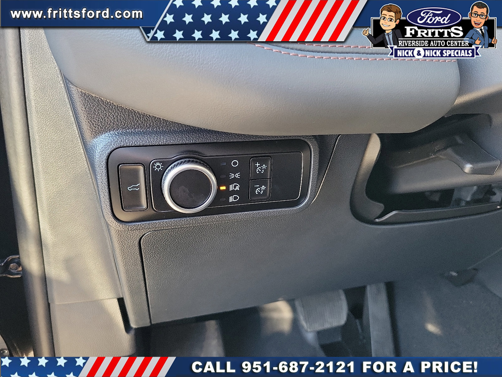 Certified 2025 Ford Explorer Active image 13