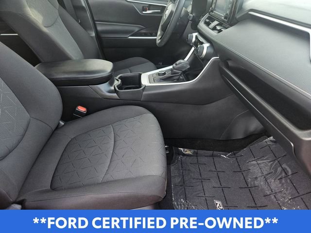 Used 2022 Toyota RAV4 XLE image 13