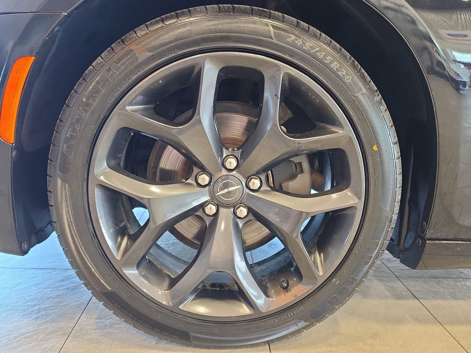 Used 2021 Chrysler 300 S RWD image 13