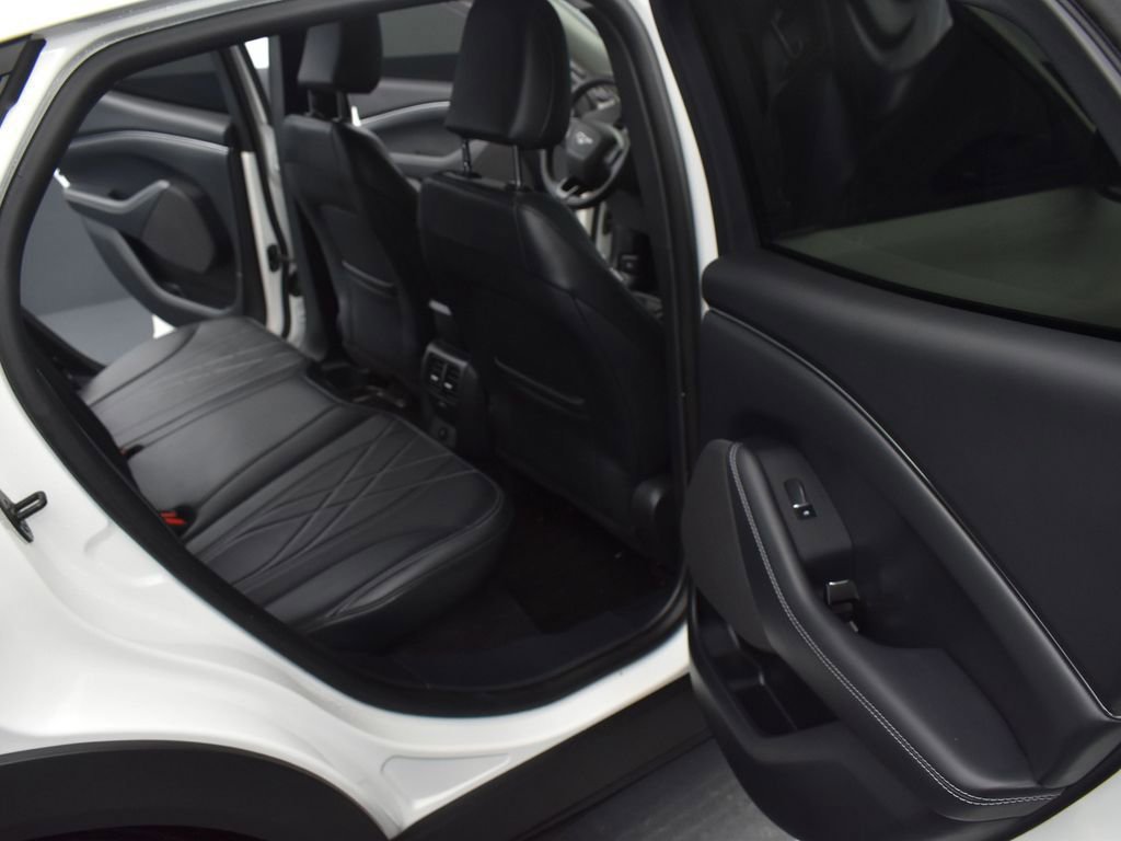 Certified 2025 Ford Mustang Mach-E Select w/ Comfort Package Lite image 14