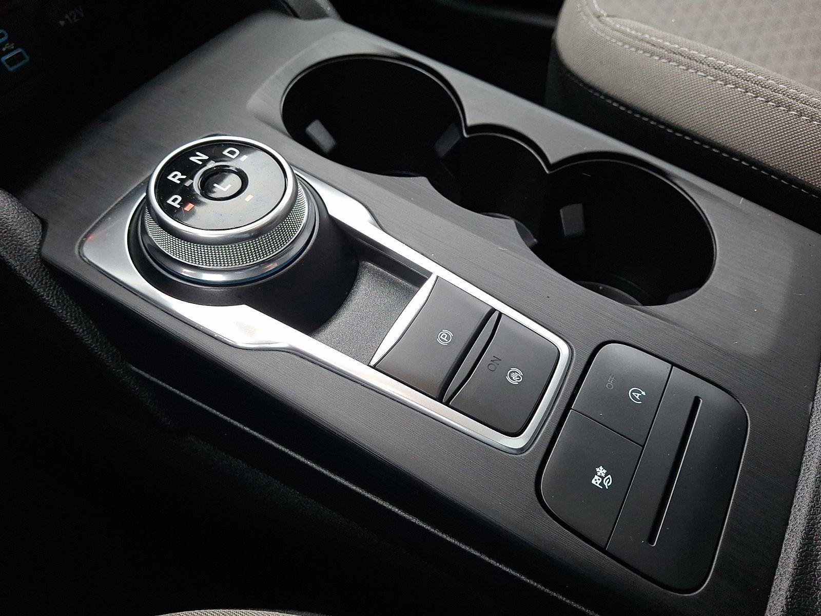 Certified 2022 Ford Escape SE w/ SE Sport Appearance Package image 15