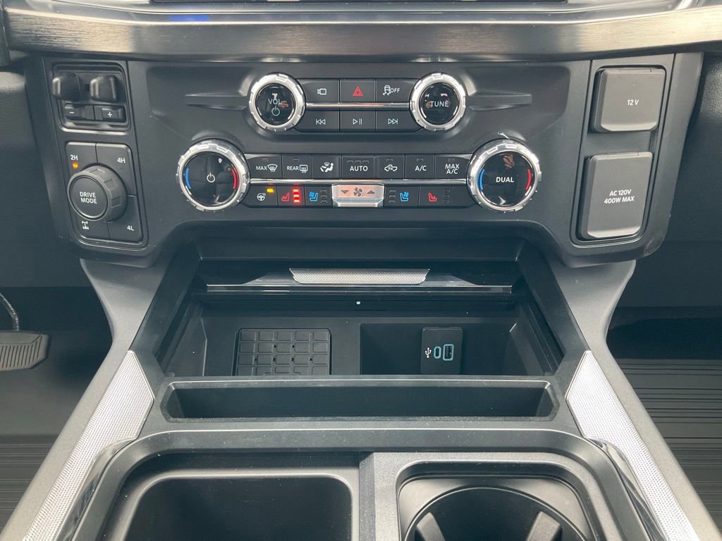 Certified 2025 Ford F350 Lariat w/ Black Appearance Package image 47