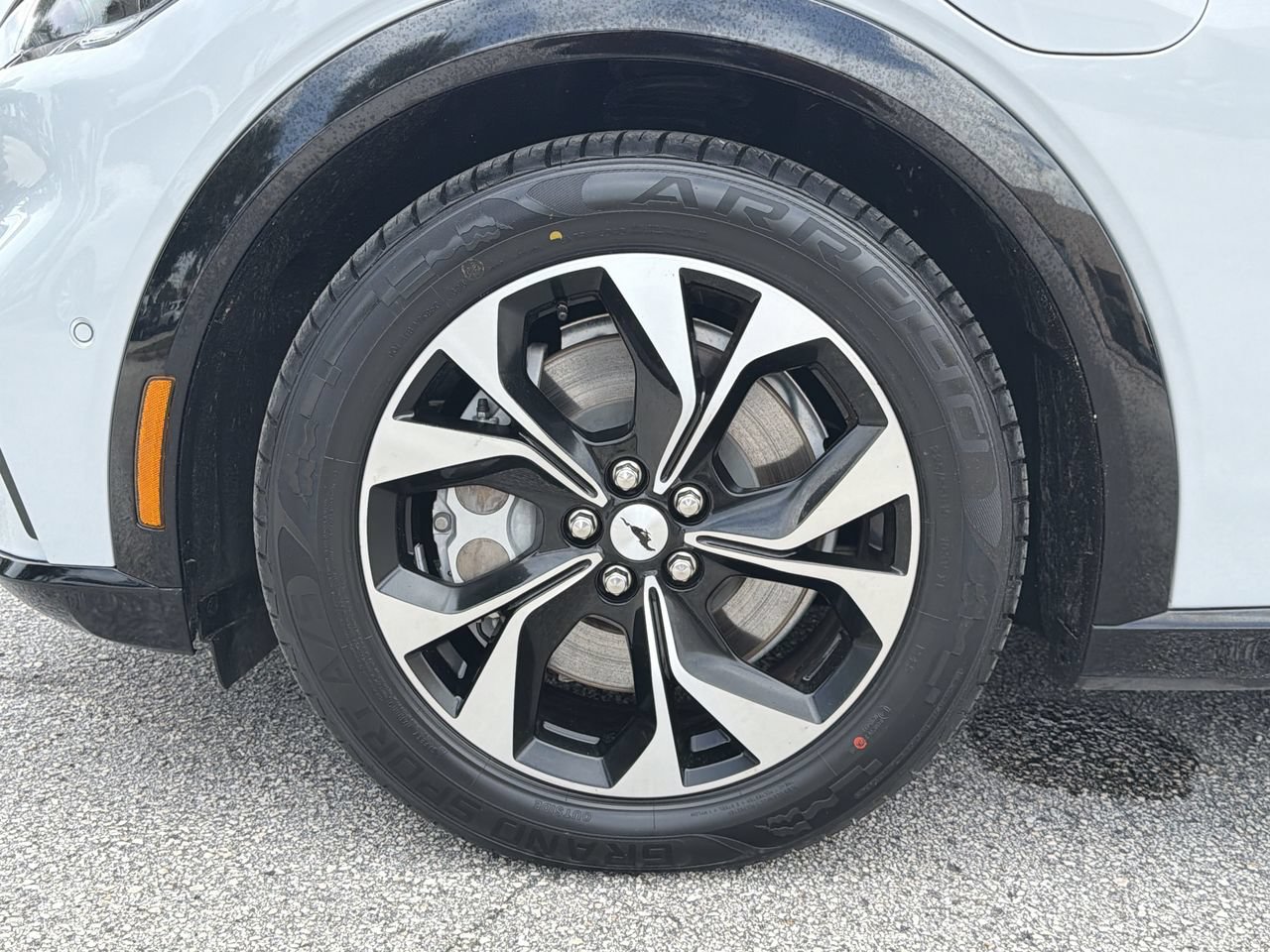 Certified 2023 Ford Mustang Mach-E Premium AWD/4WD image 34