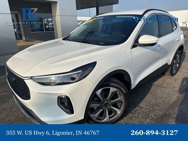 Certified 2023 Ford Escape Platinum AWD/4WD image 1