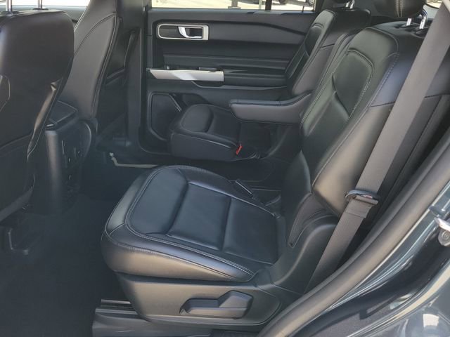 Certified 2023 Ford Explorer XLT w/ Equipment Group 202A AWD/4WD image 7