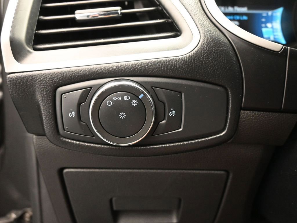 Certified 2017 Ford Edge SEL w/ Equipment Group 201A image 41