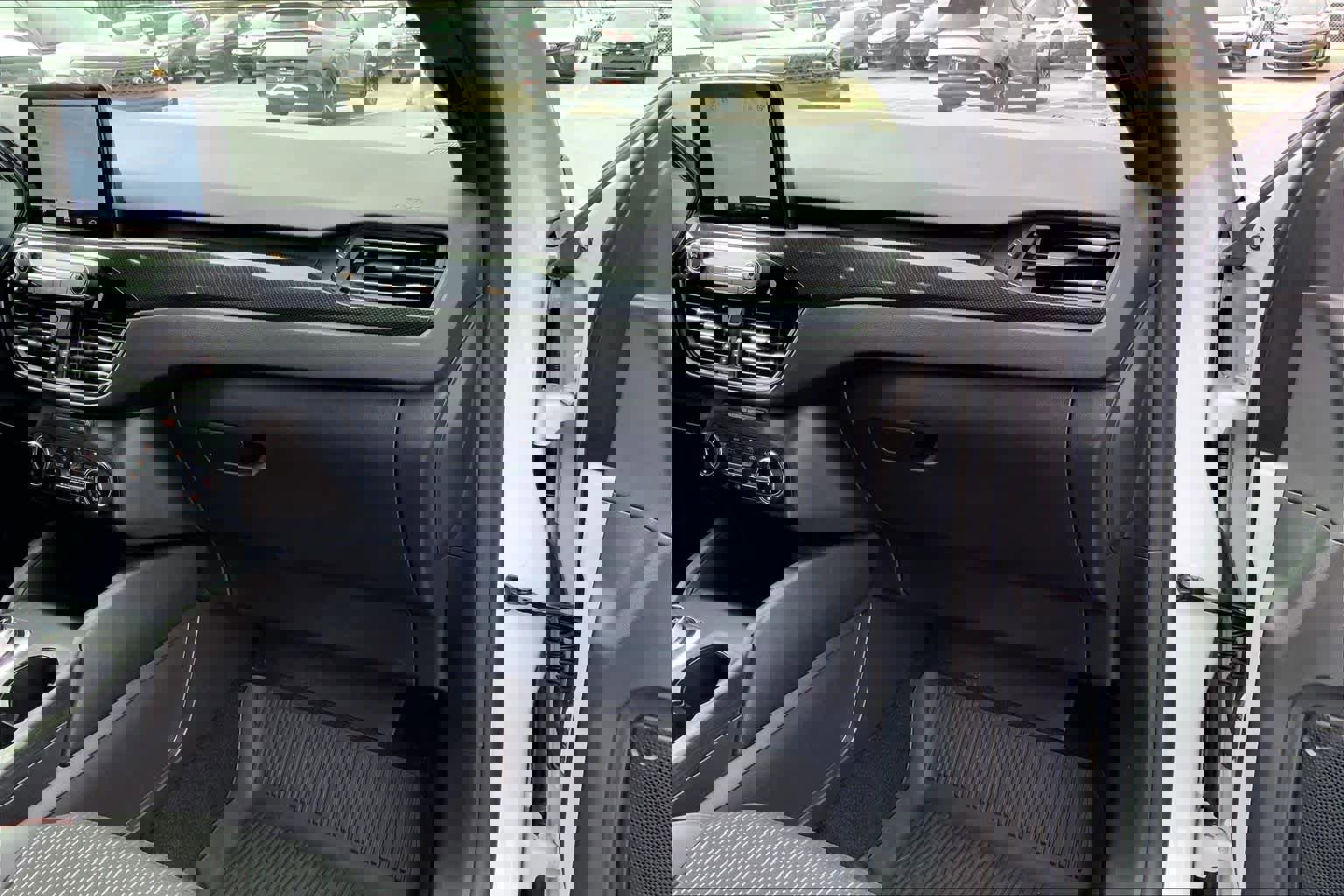 Certified 2025 Ford Escape ST-Line w/ Equipment Group 301A image 19