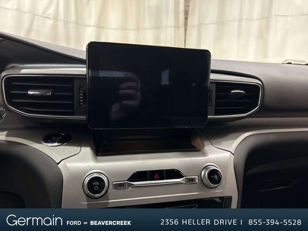 Certified 2023 Ford Explorer XLT w/ Equipment Group 202A image 22