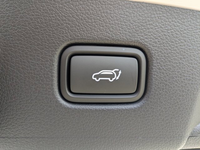 Used 2025 Hyundai Palisade Limited image 19