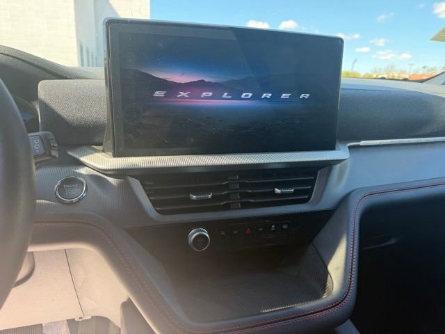Certified 2025 Ford Explorer ST-Line AWD/4WD image 6