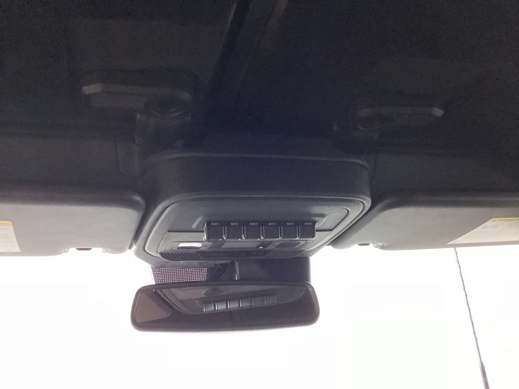 Certified 2022 Ford Bronco Badlands AWD/4WD image 16