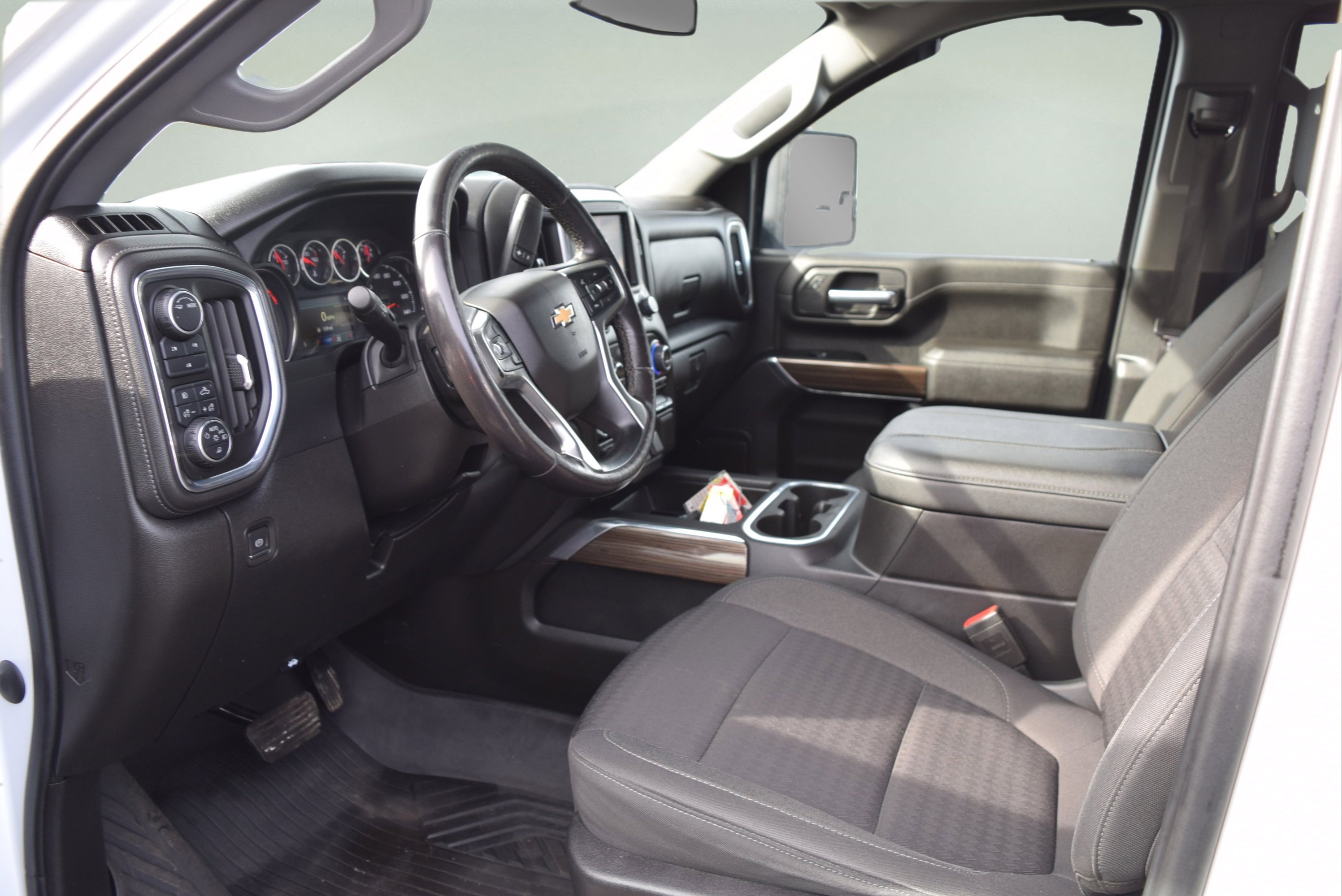 Used 2023 Chevrolet Silverado 2500 LT w/ Convenience Package image 12